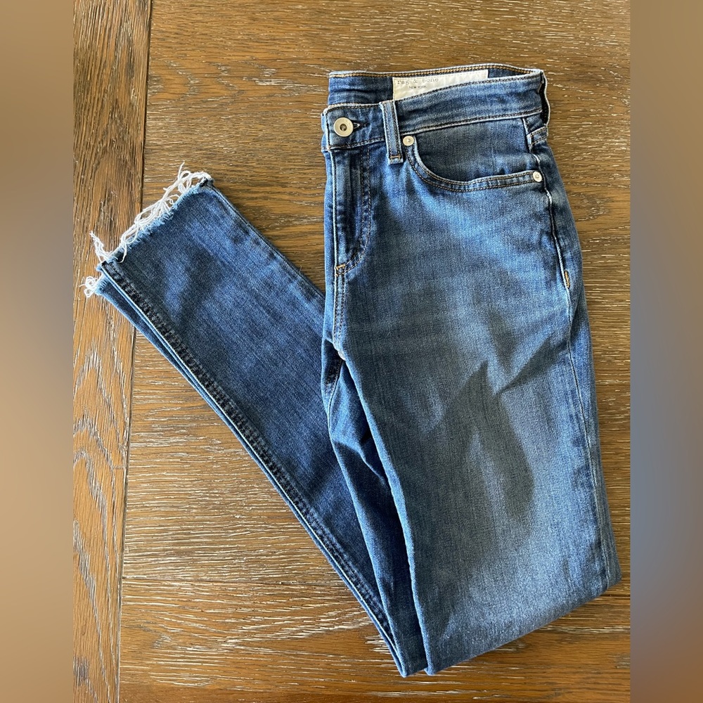 Rag and bone cate mid rise skinny size 26